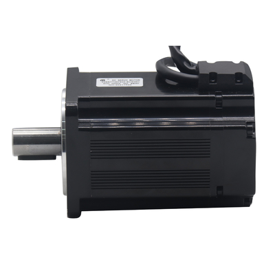 Buy Drip Proof Servo Motor 3000rpm 200W Rated Power 5.2A Logistic Sorting by Incremental Encoder online manufacture